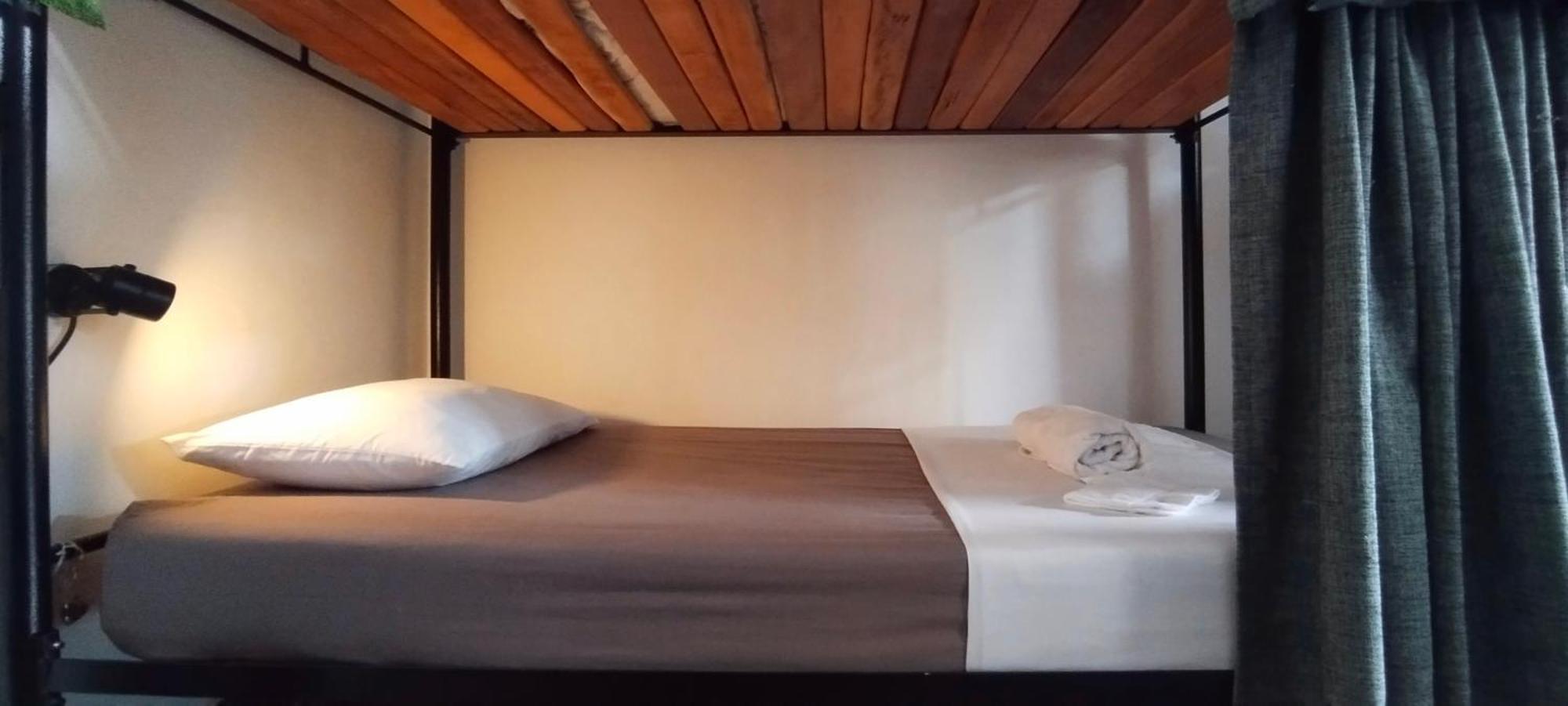 Hostel Metro Floresta Alojamiento Medellín Zewnętrze zdjęcie