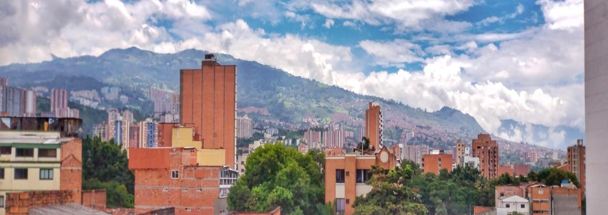 Hostel Metro Floresta Alojamiento Medellín Zewnętrze zdjęcie